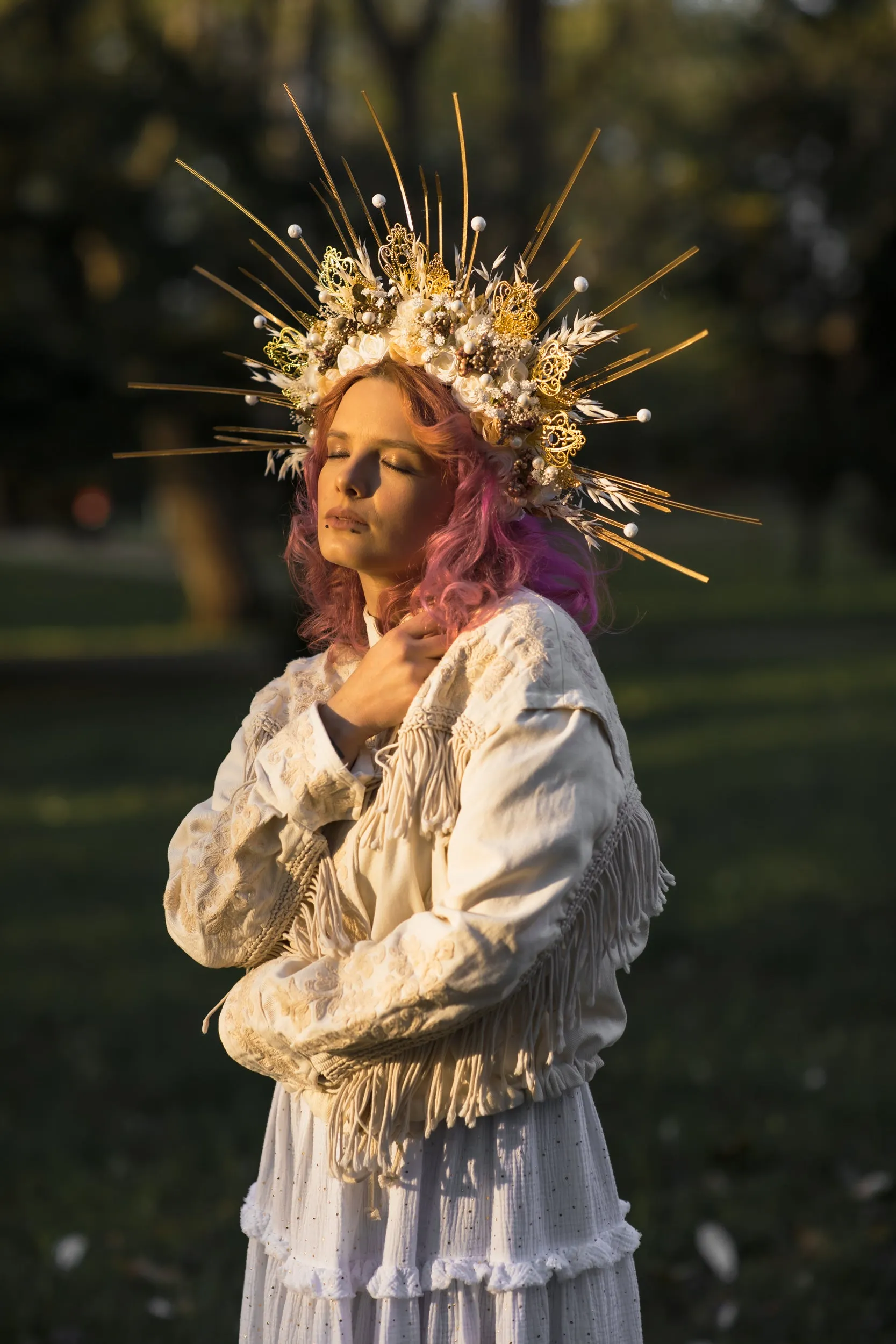 Customisable Golden and Cream Ivory-Spiked Bridal Halo Crown - Unusual Headband for Met Gala, Photoshoots & Weddings