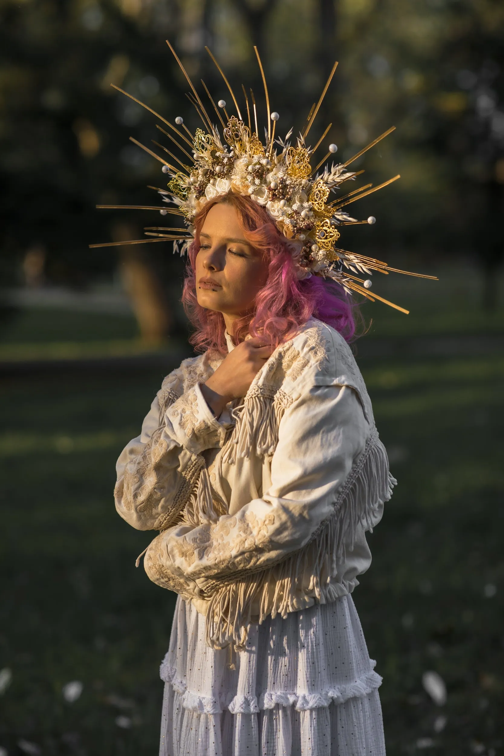 Customisable Golden and Cream Ivory-Spiked Bridal Halo Crown - Unusual Headband for Met Gala, Photoshoots & Weddings