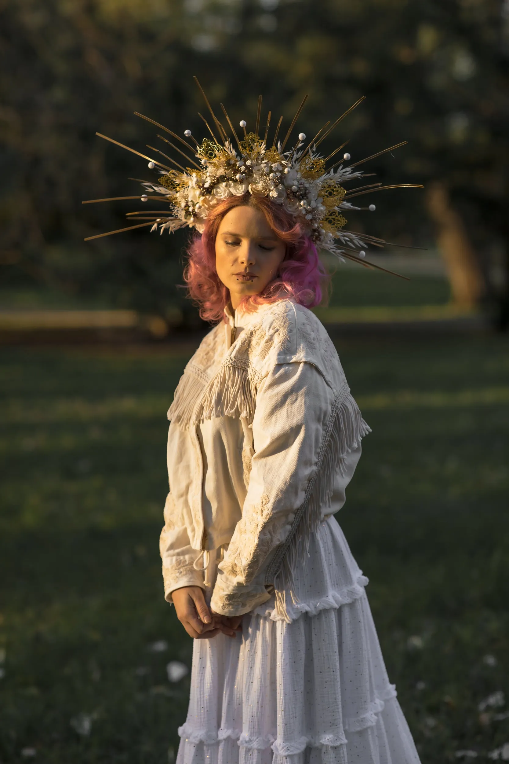 Customisable Golden and Cream Ivory-Spiked Bridal Halo Crown - Unusual Headband for Met Gala, Photoshoots & Weddings