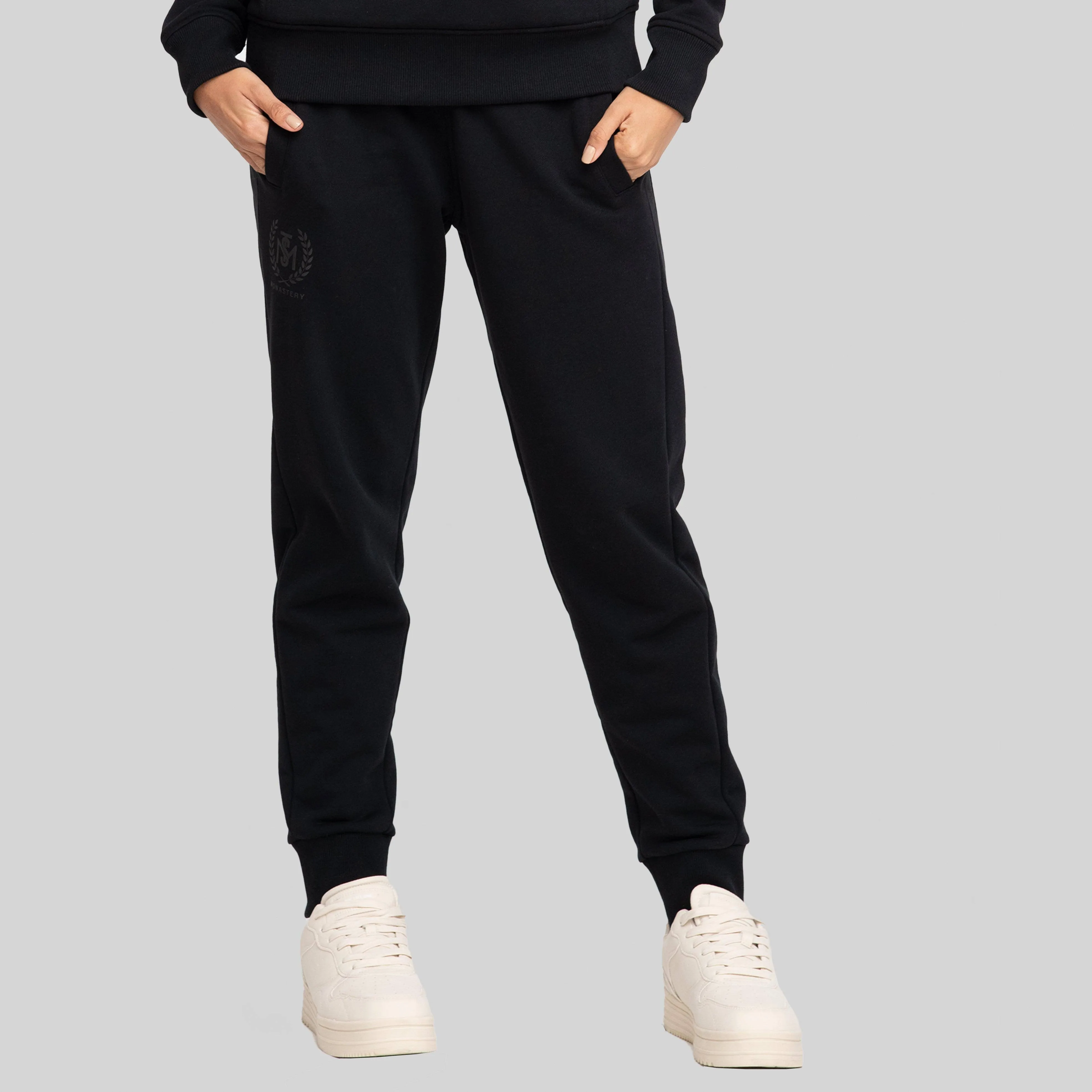 LYRA BLACK JOGGER