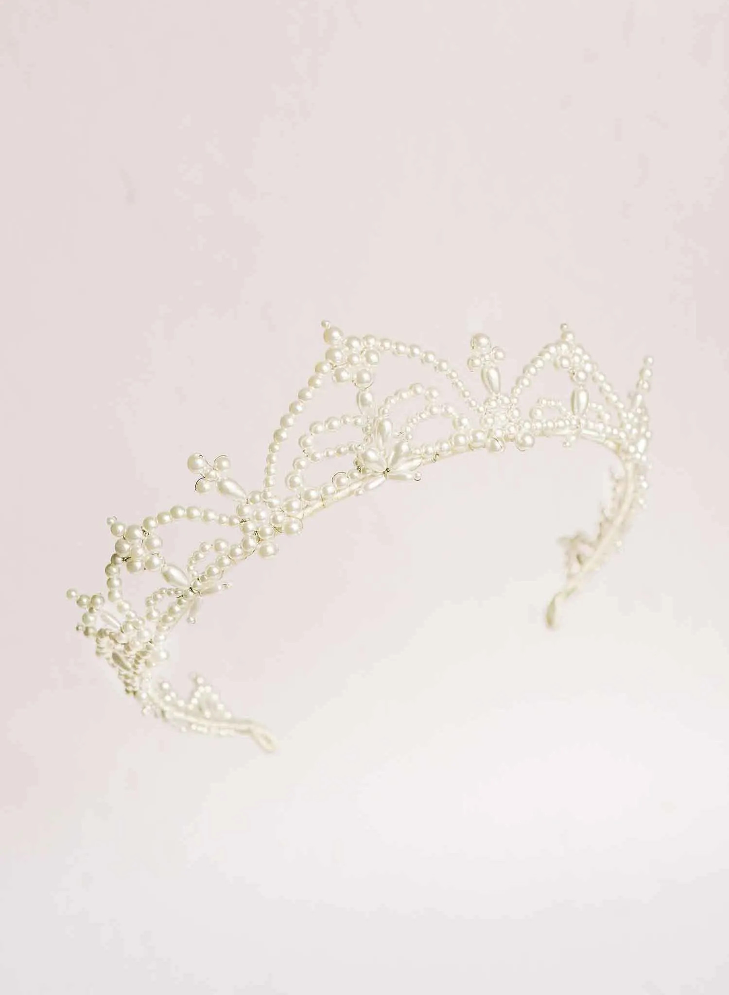 Pearl romance tiara - Style #2126