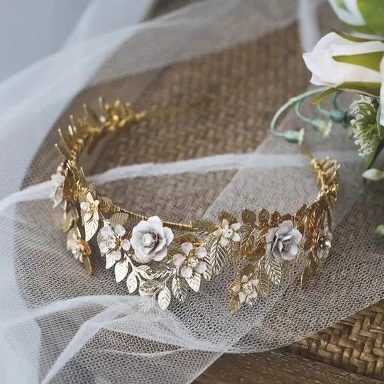 T115. boho gold leaf bridal tiara headpiece.