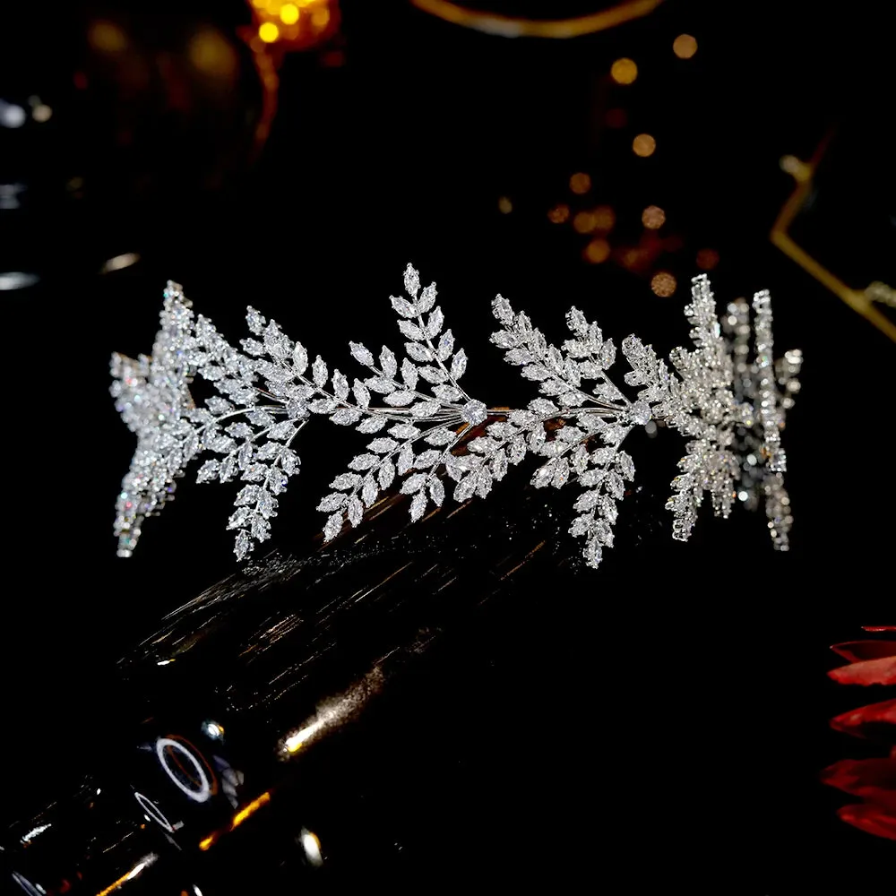 T213. Crystal Bridal Headband