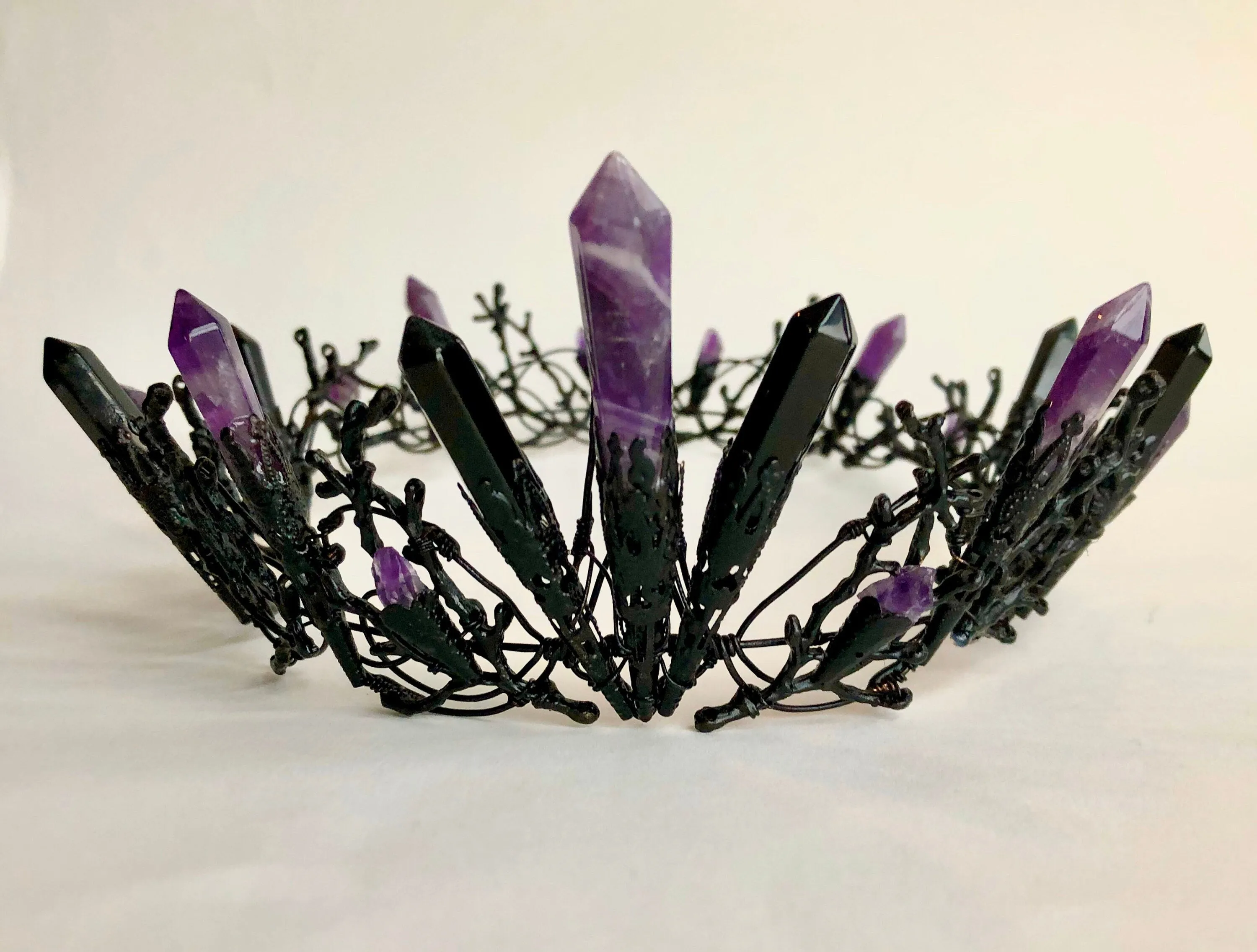 The SERAPHINA Amethyst & Onyx Full Crown