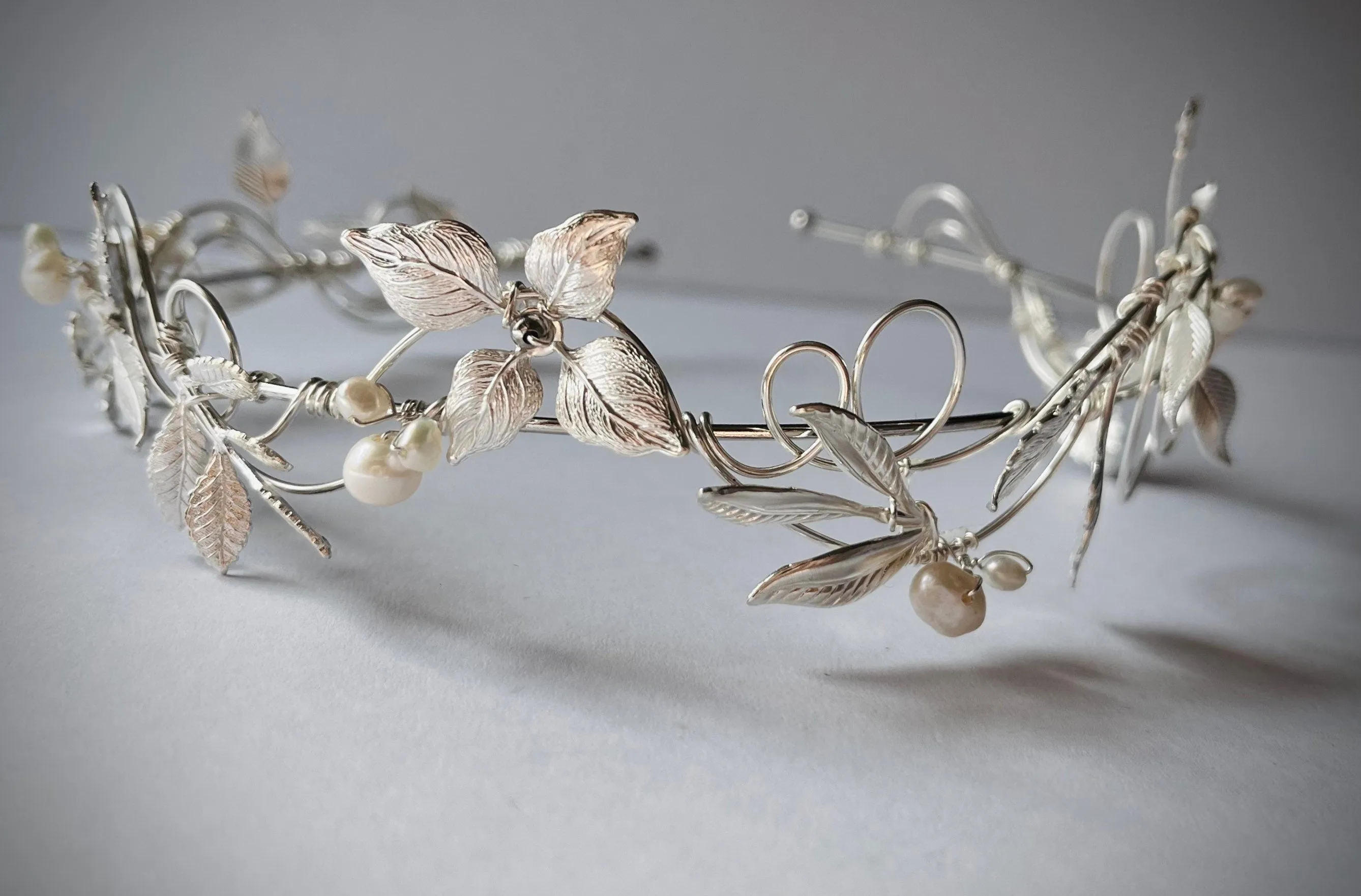 The VERITY Leaf & Pearl Headband