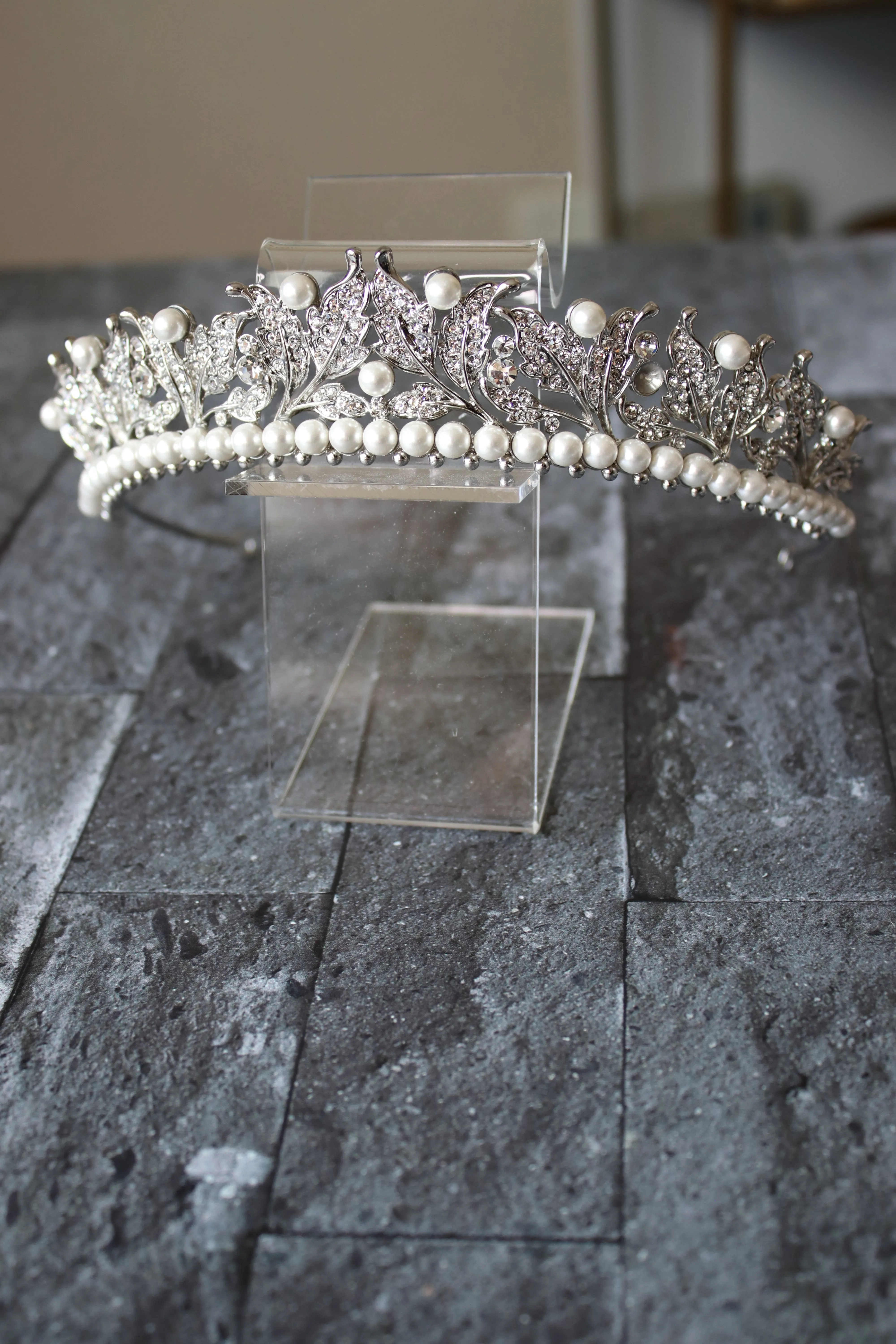 Tiara Display Stand