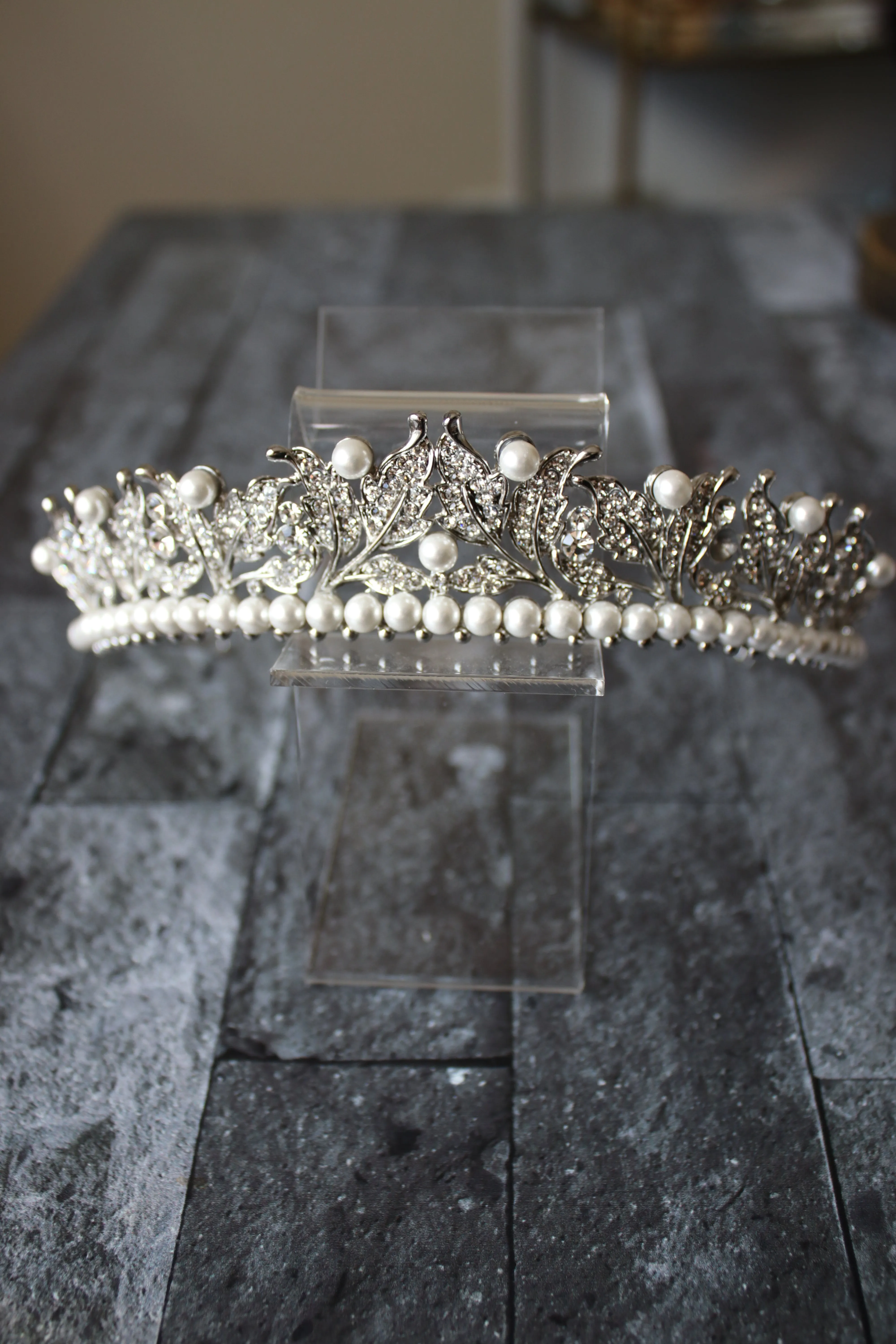 Tiara Display Stand